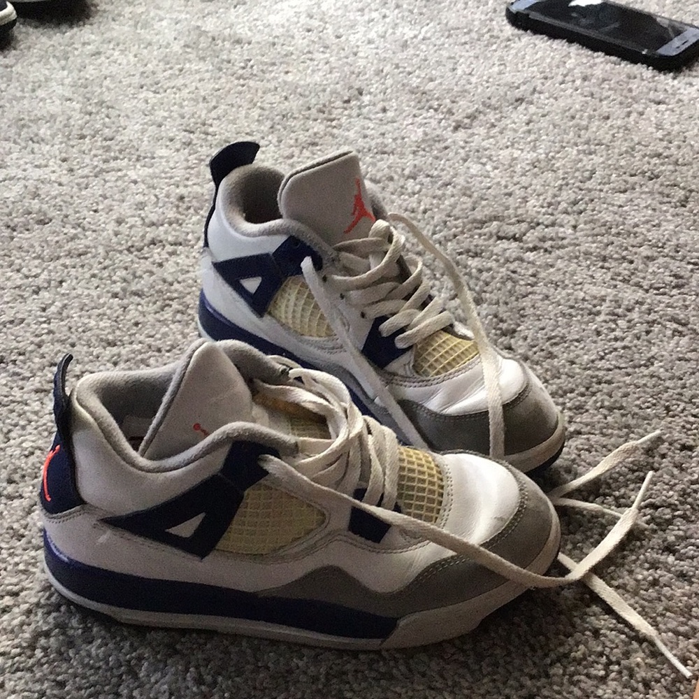 Jordan 4